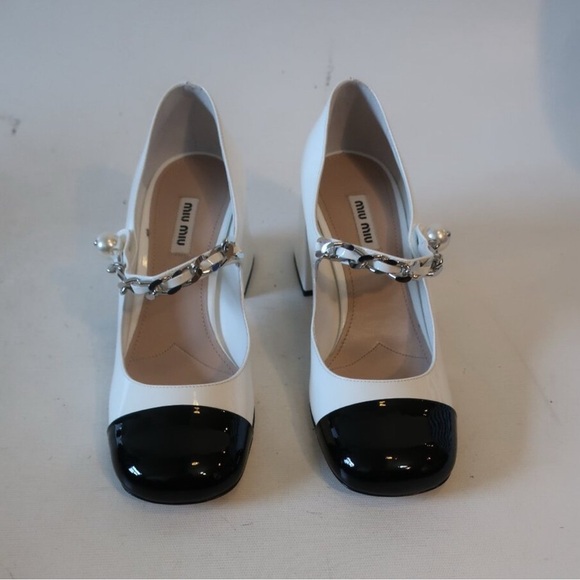 Authentic Miu Miu Vernice Black/White Patent Leather Mary Janes, Pearl Detail 38 - Picture 1 of 10